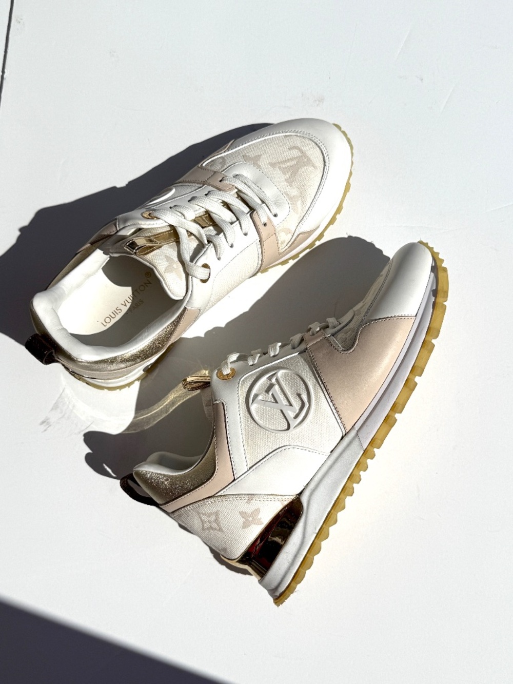 LOUIS VUITTON Run Away White Leather Fabric Monogram Sneakers 36.5, 6.5